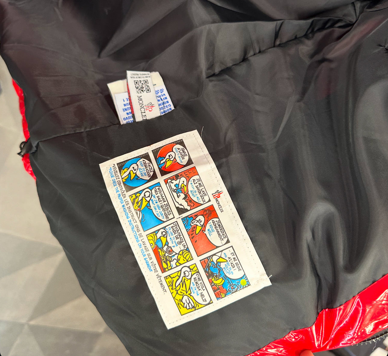 MONCLER - ΜΠΟΥΦΑΝ