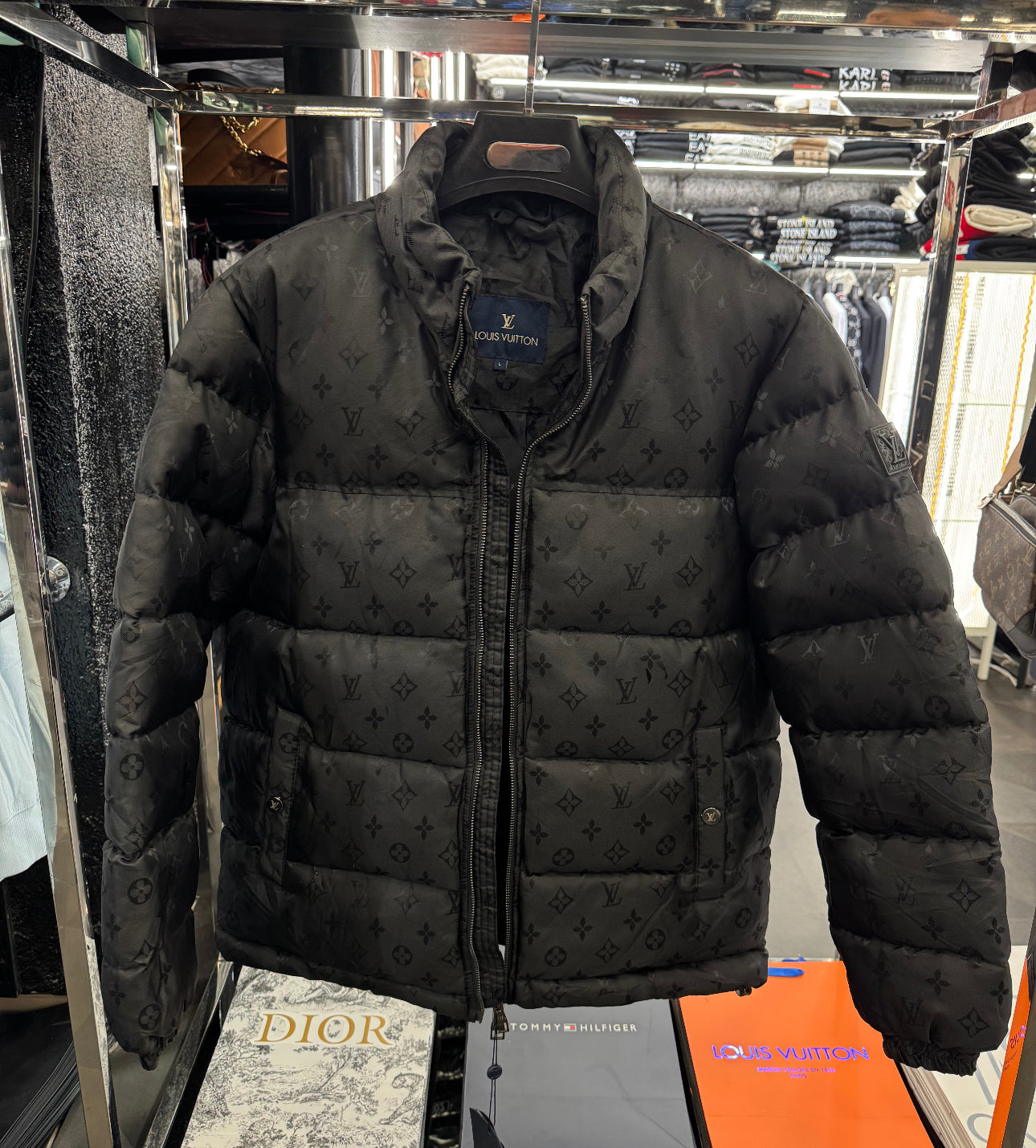 LOUIS VUITTON - ΜΠΟΥΦΑΝ