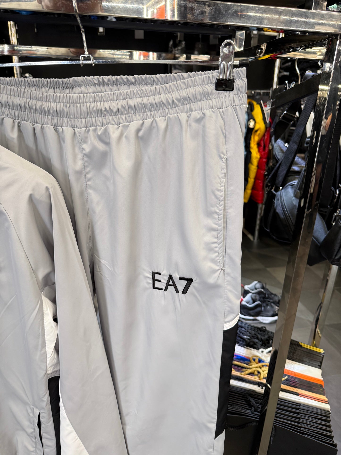 EA7 ΣΕΤ - FIRST 2025