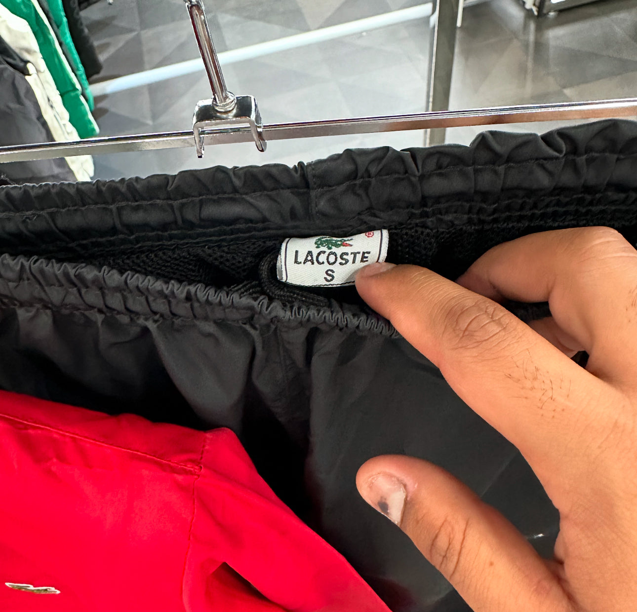 LACOSTE ΣΕΤ - ΜΑΥΡΟ ΚΟΚΚΙΝΟ DEALS 2025