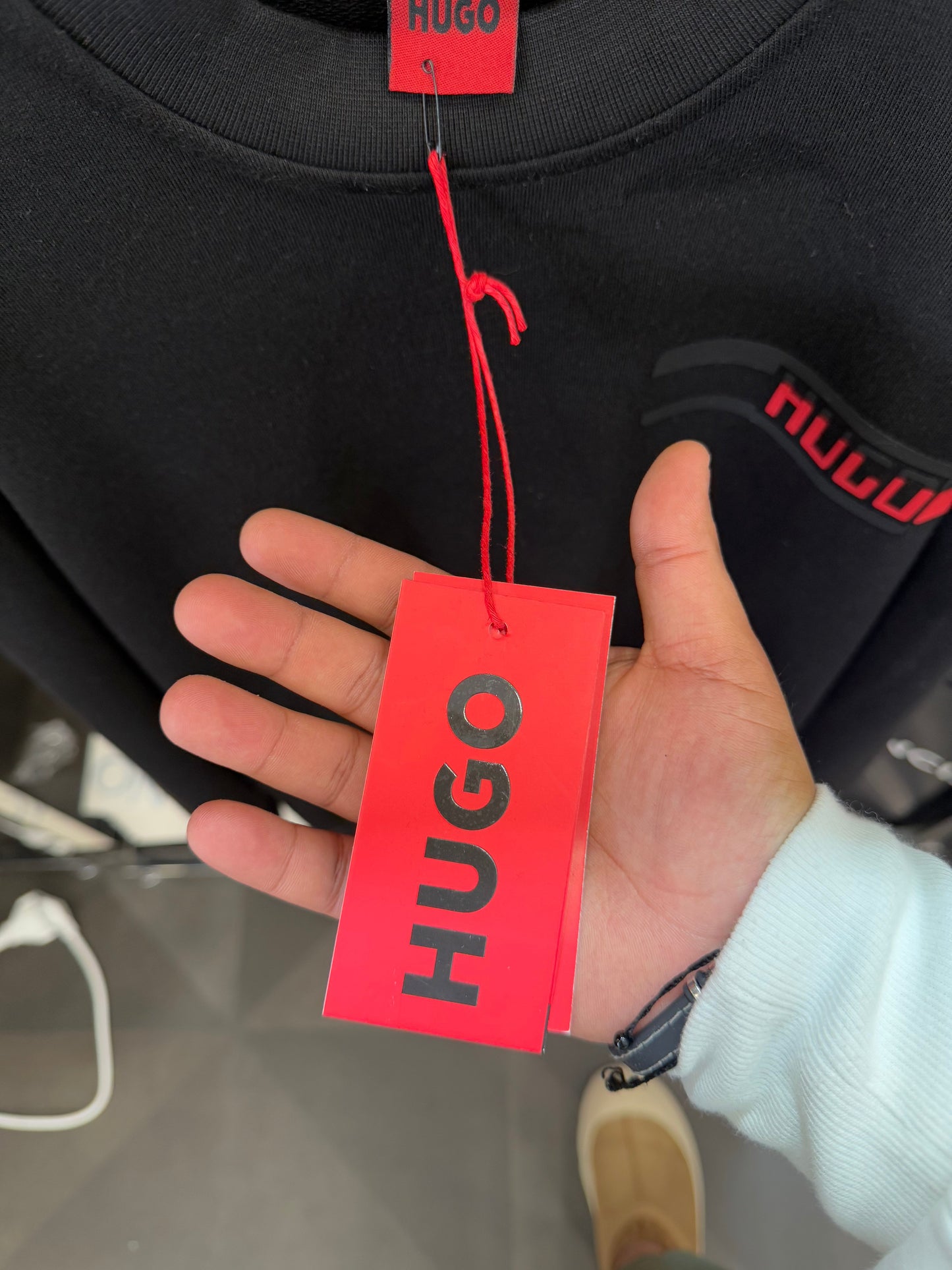 HUGO BOSS - ΦΟΥΤΕΡ SALES