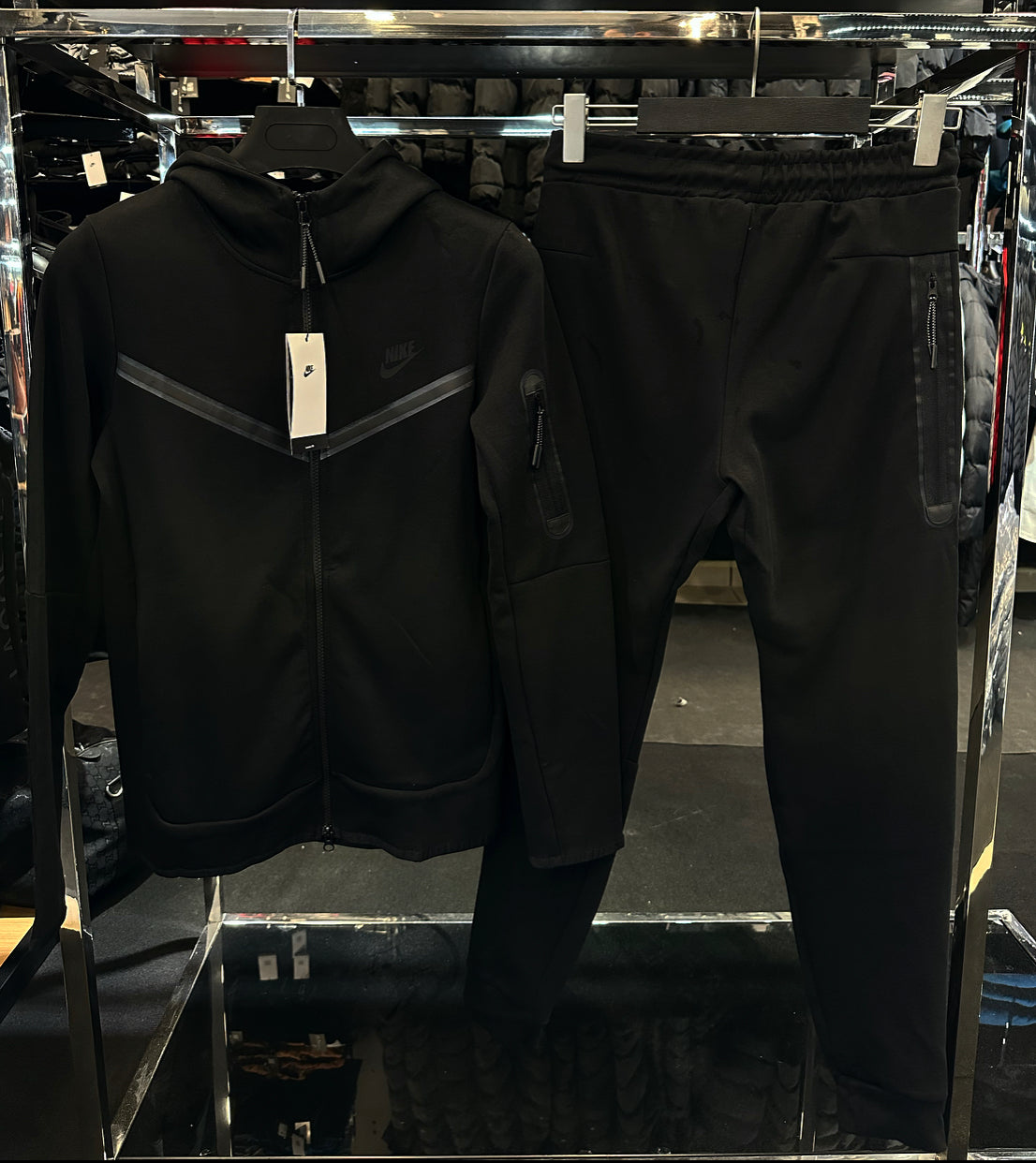 NIKE ΣΕΤ TECH FLEECE -ΜΑΥΡΟ