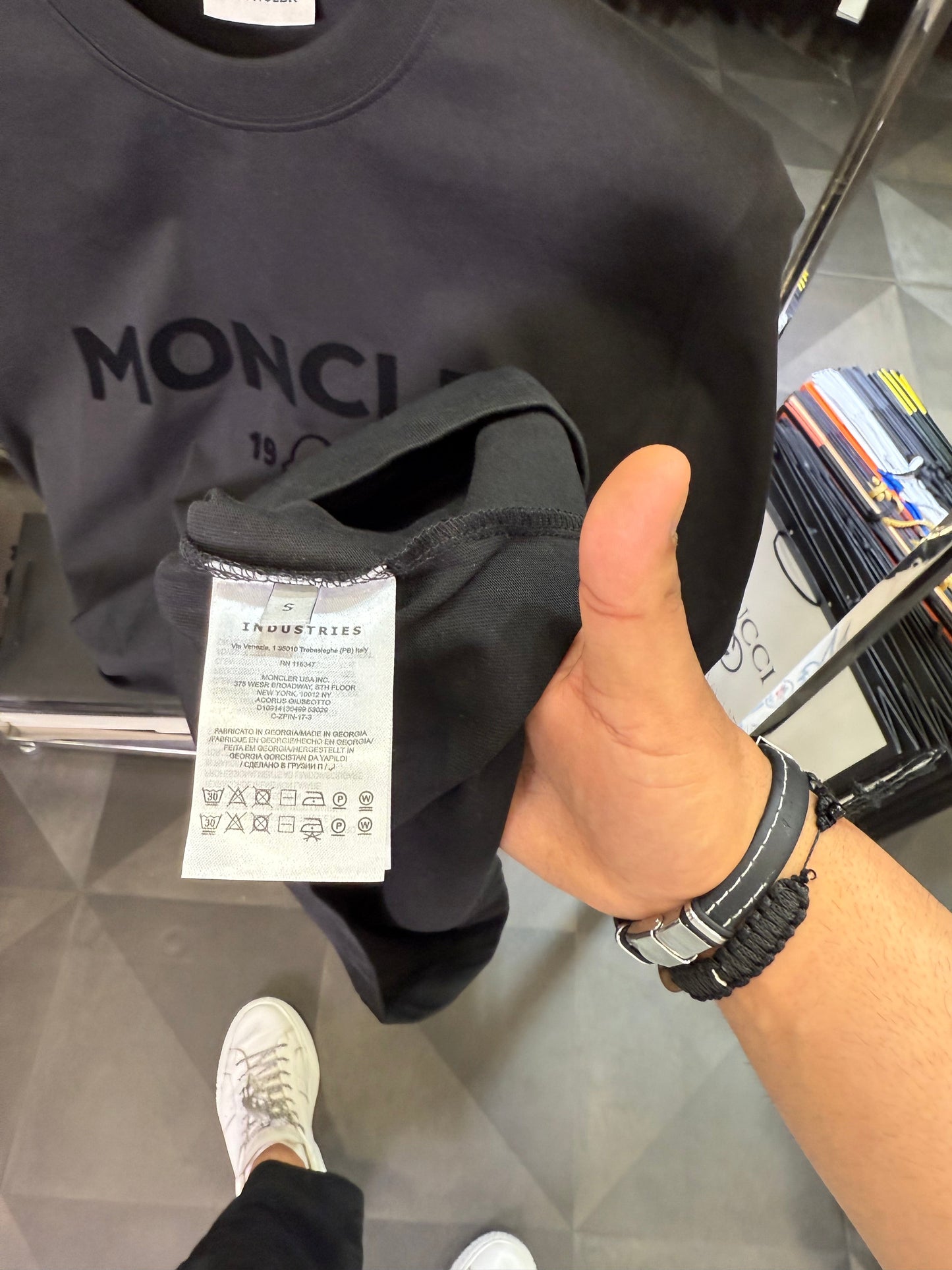 MONCLER - T-SHIRT NEW IN 2025