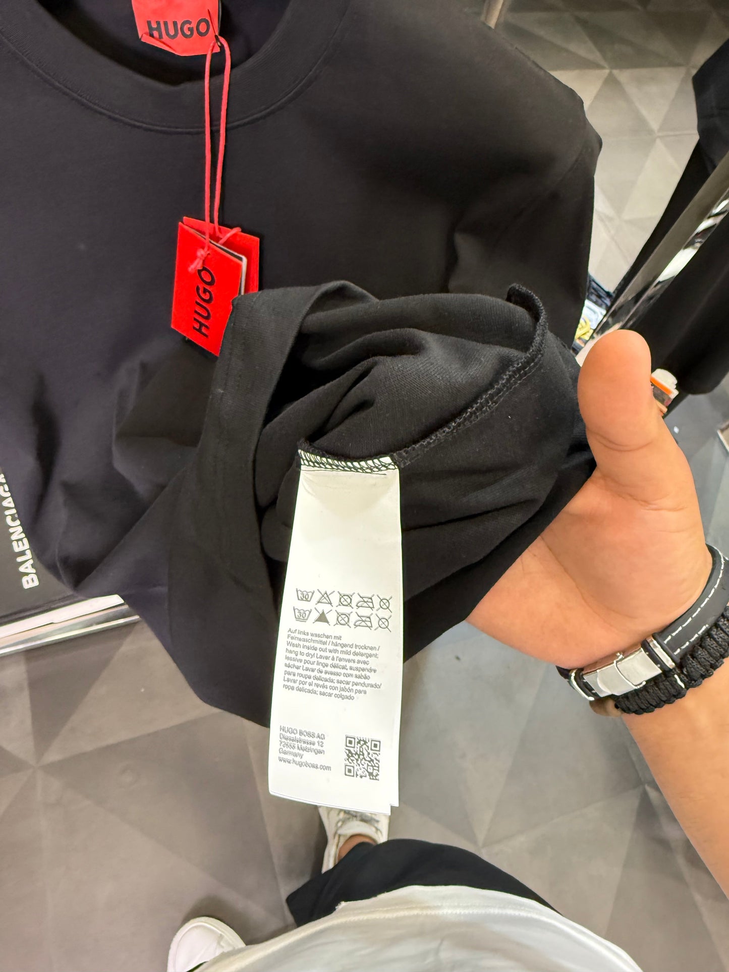 HUGO - T-SHIRT NEW IN 2025