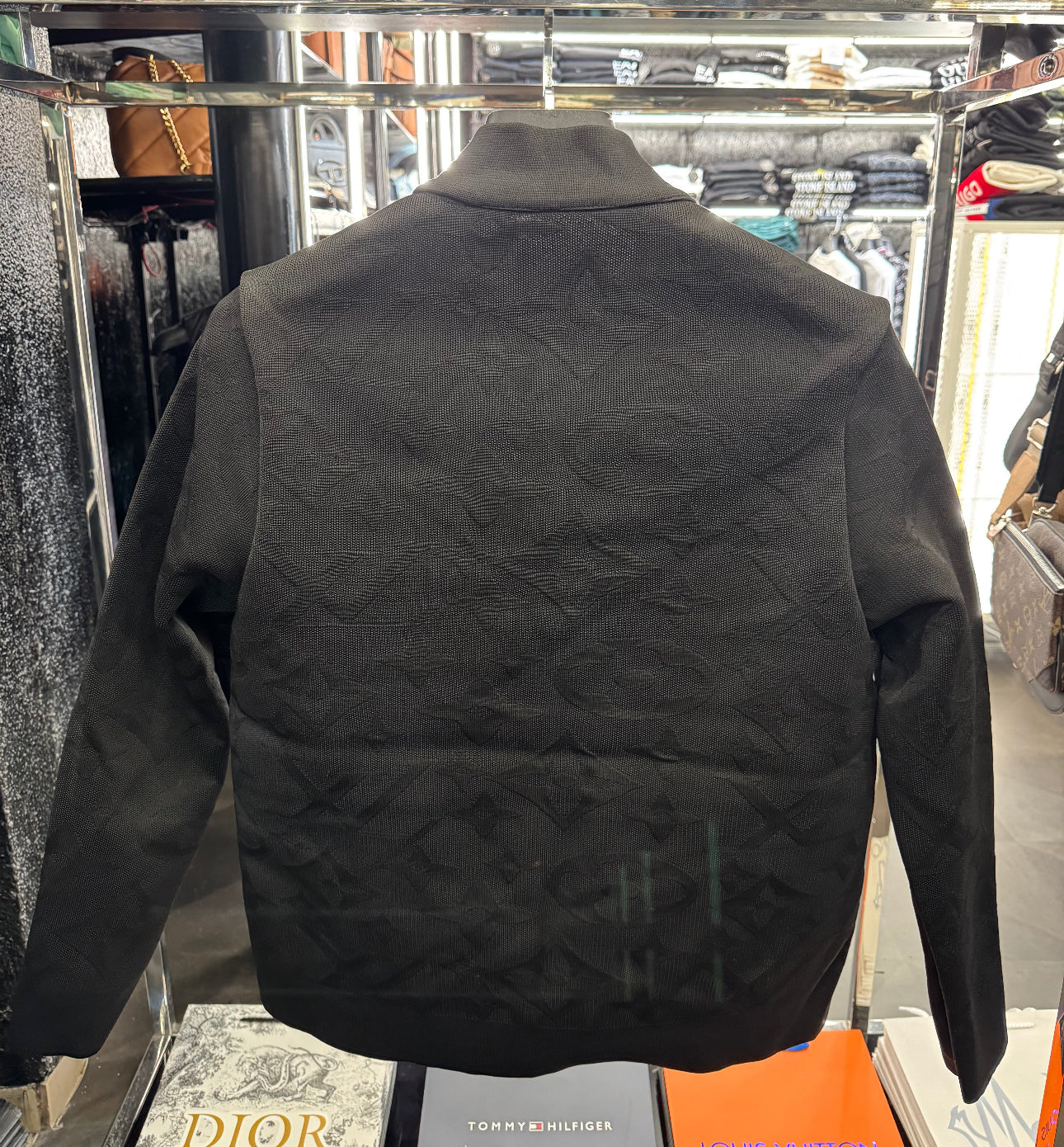 LOUIS VUITTON - ΖΑΚΕΤΑ ΜΠΟΥΦΑΝ