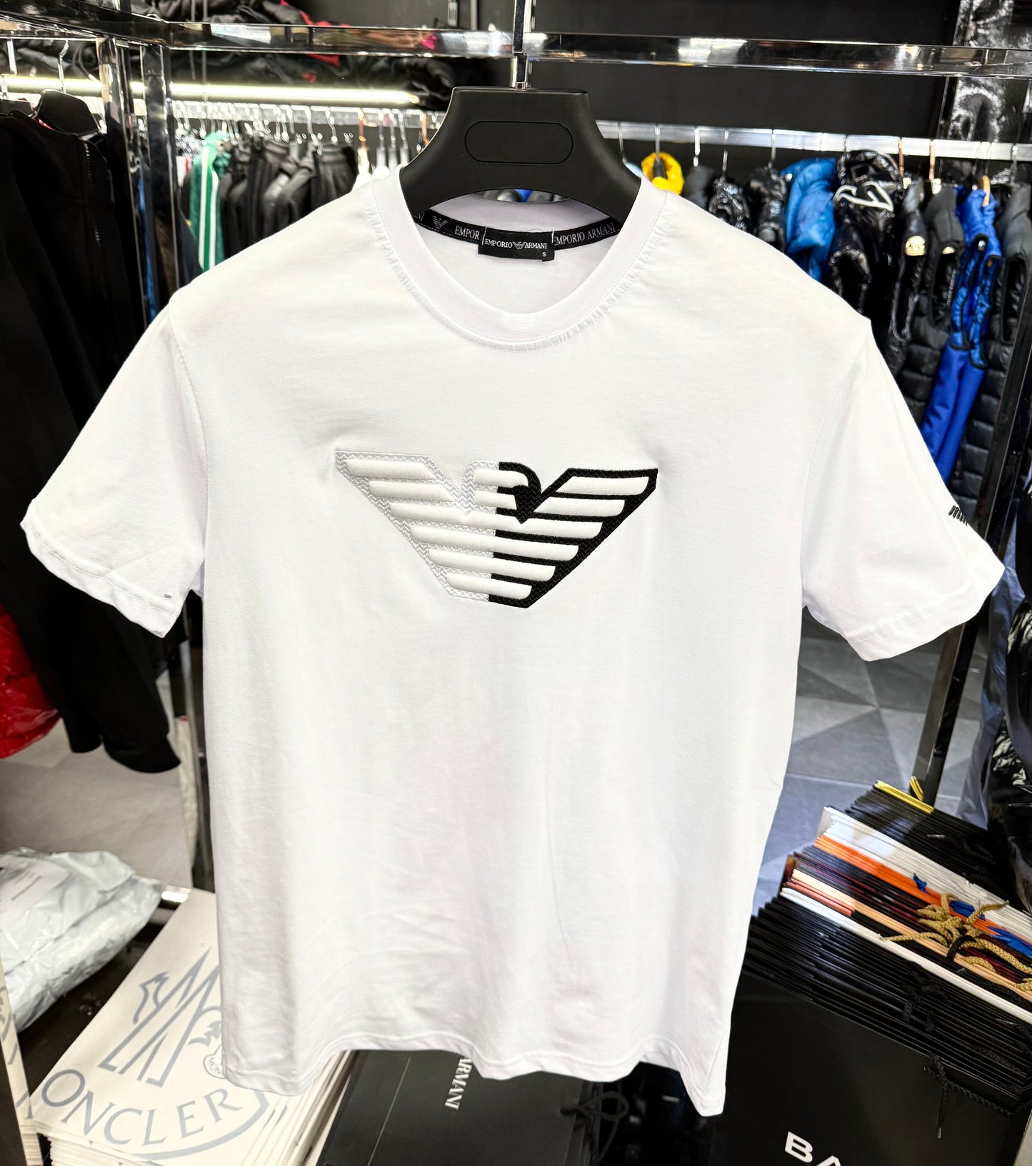 EMPORIO ARMANI   T-SHIRT 2024 A