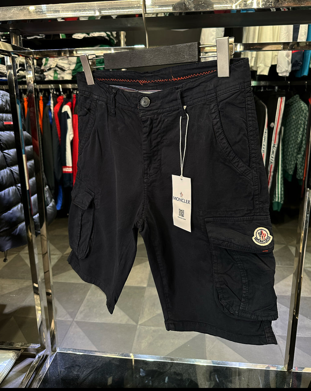 BΕΡΜΟΥΔΑ - MONCLER ΜΠΛΕ