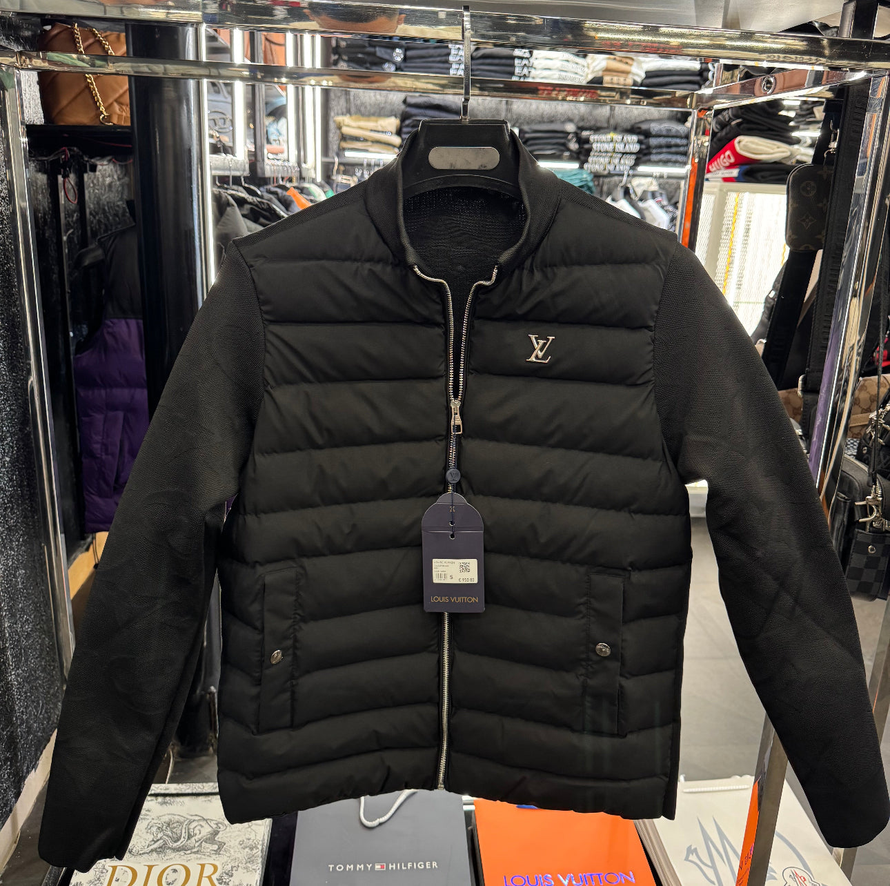 LOUIS VUITTON - ΖΑΚΕΤΑ ΜΠΟΥΦΑΝ