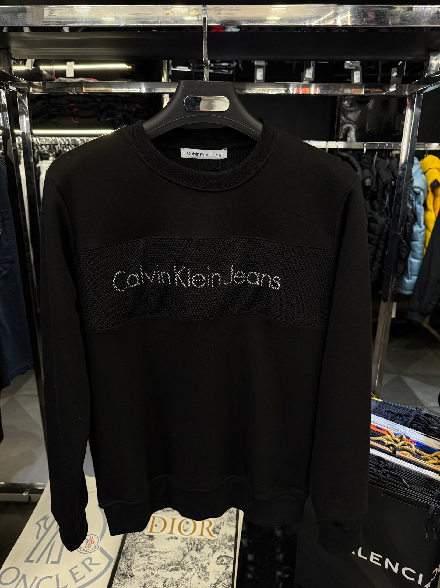 CALVIN KLEIN - ΦΟΥΤΕΡ SALES