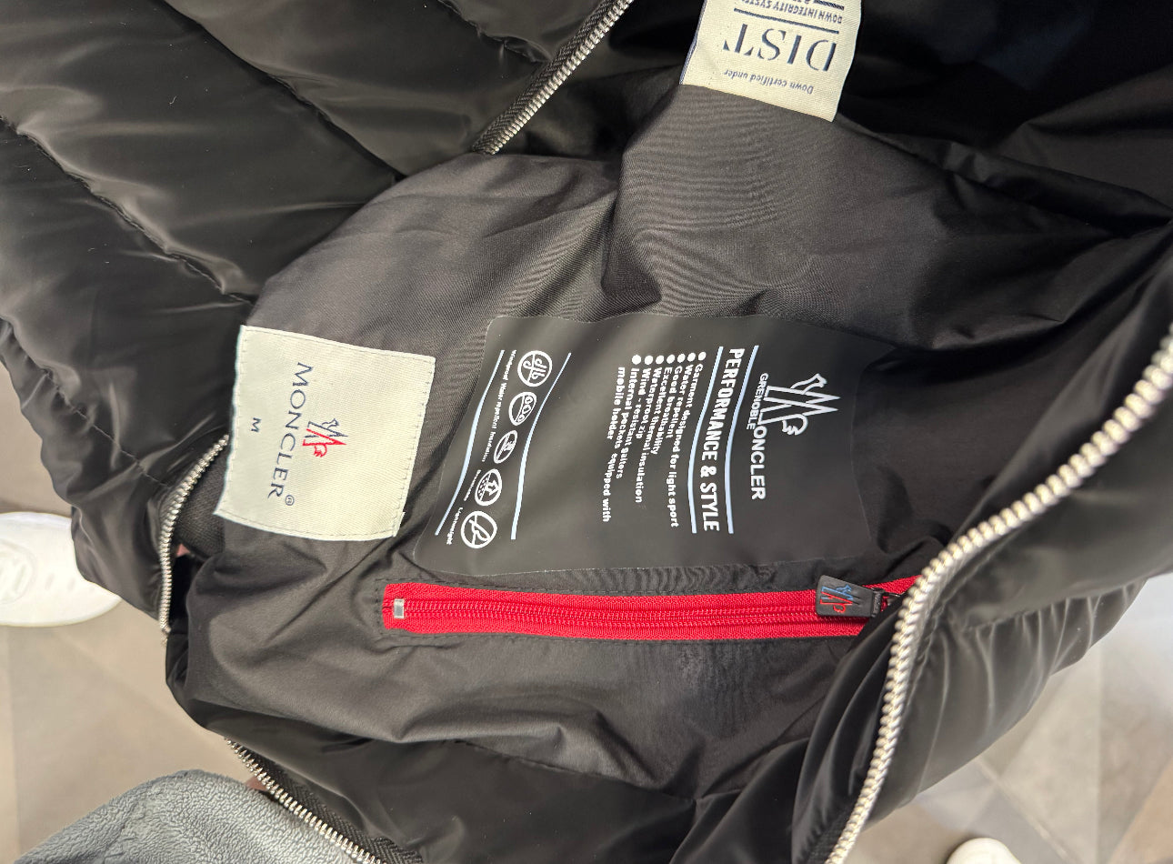 MONCLER  - ΖΑΚΕΤΑ ΜΠΟΥΦΑΝ