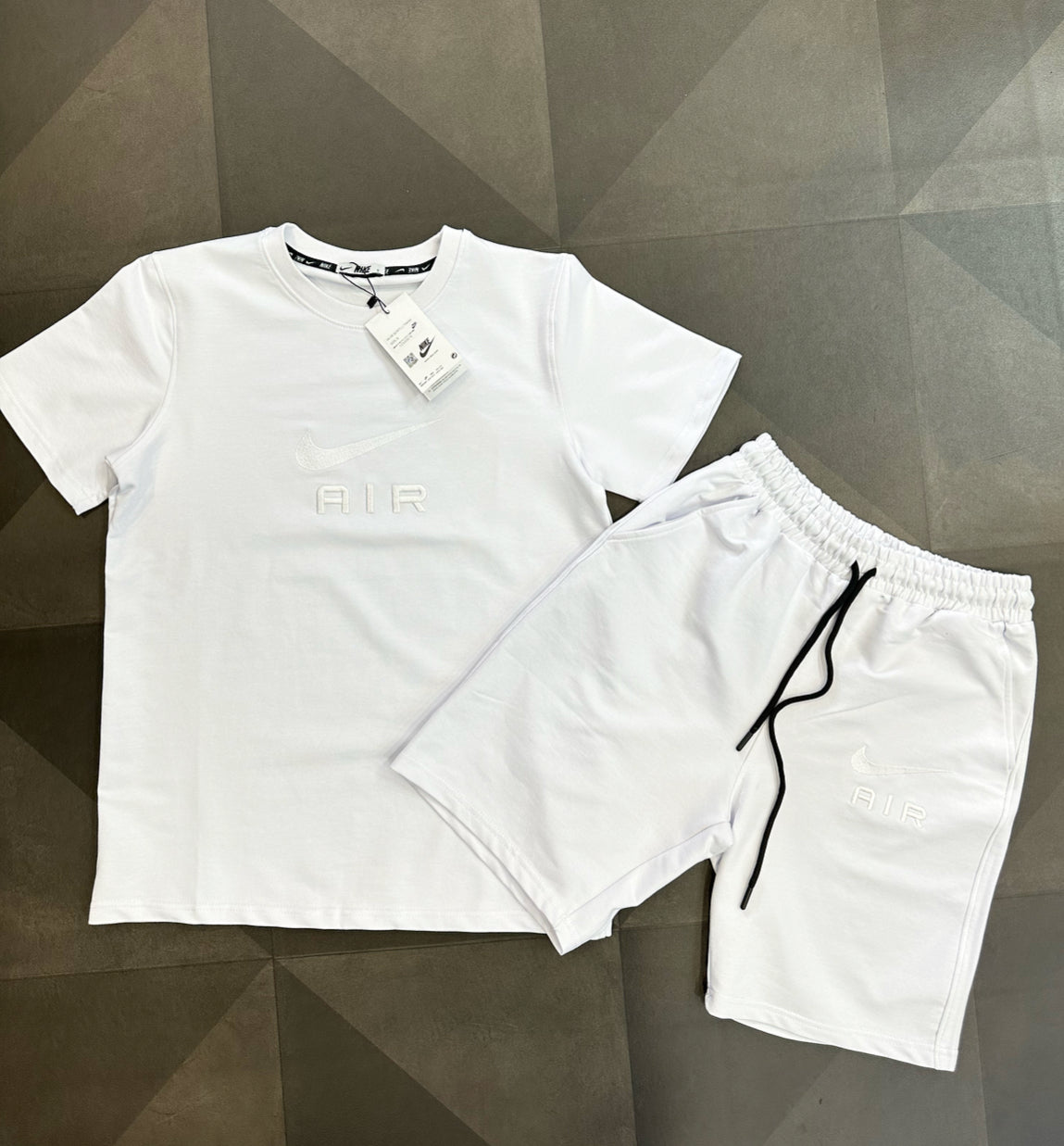 NIKE - ΛΕΥΚΟ ΣΕΤ ΣΟΡΤΣ