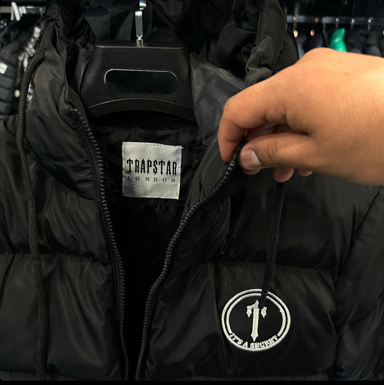 TRAPSTAR - ΜΠΟΥΦΑΝ