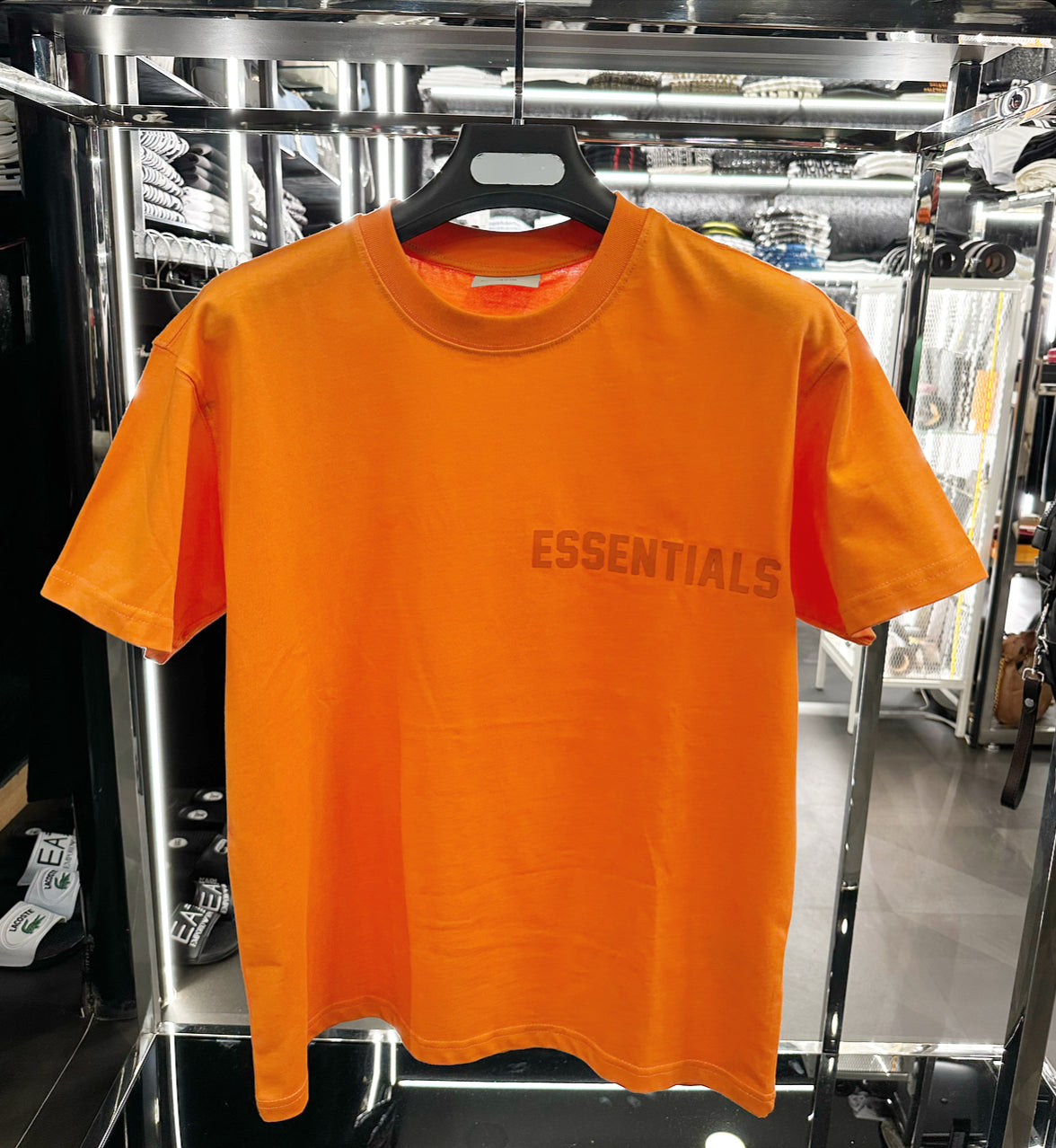 ESSENTIALS T-SHIRT