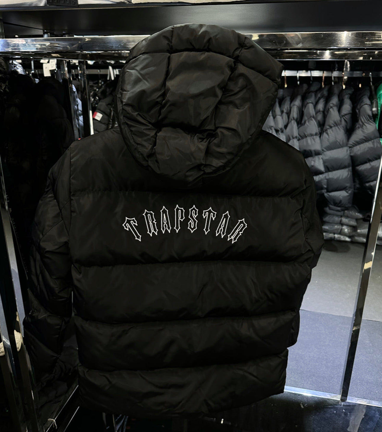 TRAPSTAR - ΜΠΟΥΦΑΝ