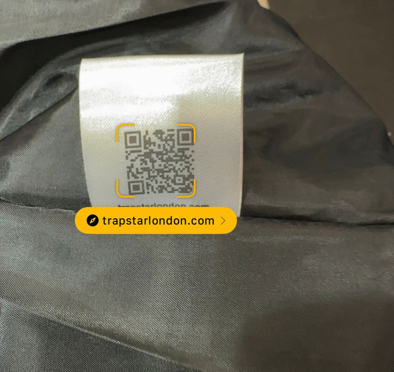 TRAPSTAR - ΜΠΟΥΦΑΝ