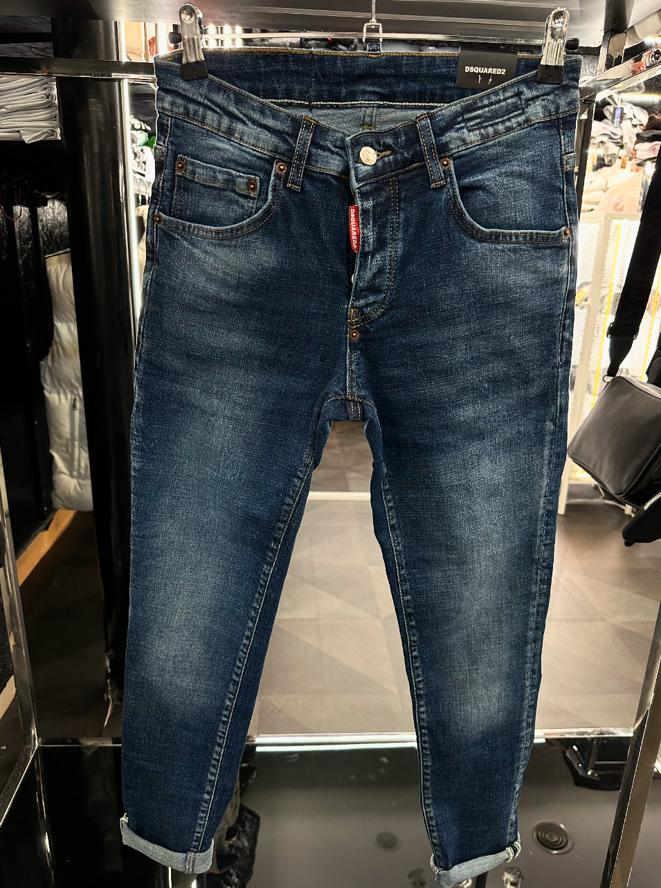 DSQ2 ICON - JEAN 026