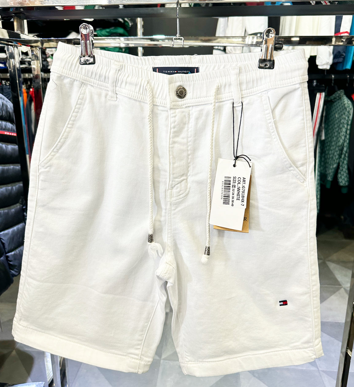 BΕΡΜΟΥΔΑ - TOMMY HILFIGER ΛΕΥΚΗ