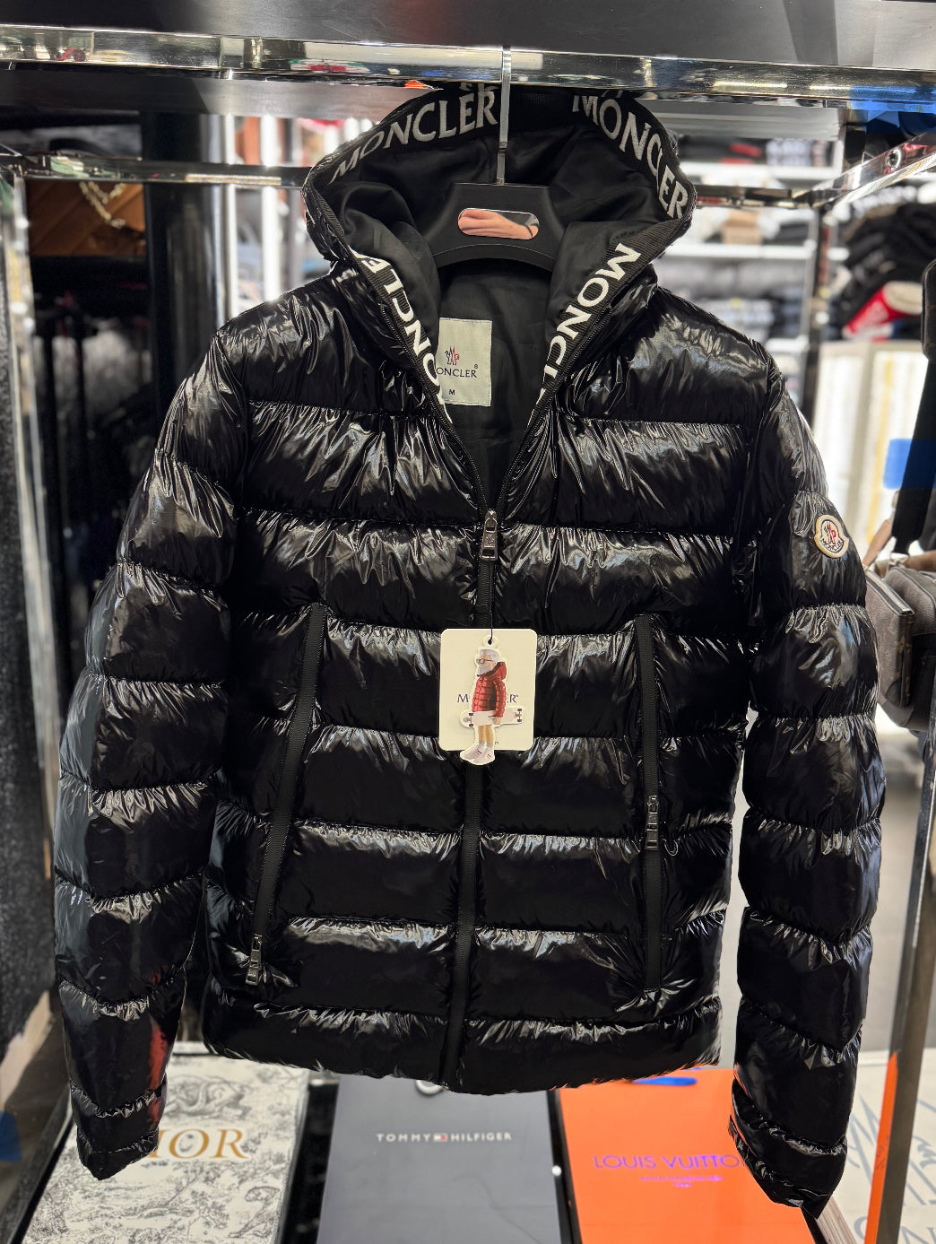 MONCLER- ΜΠΟΥΦΑΝ