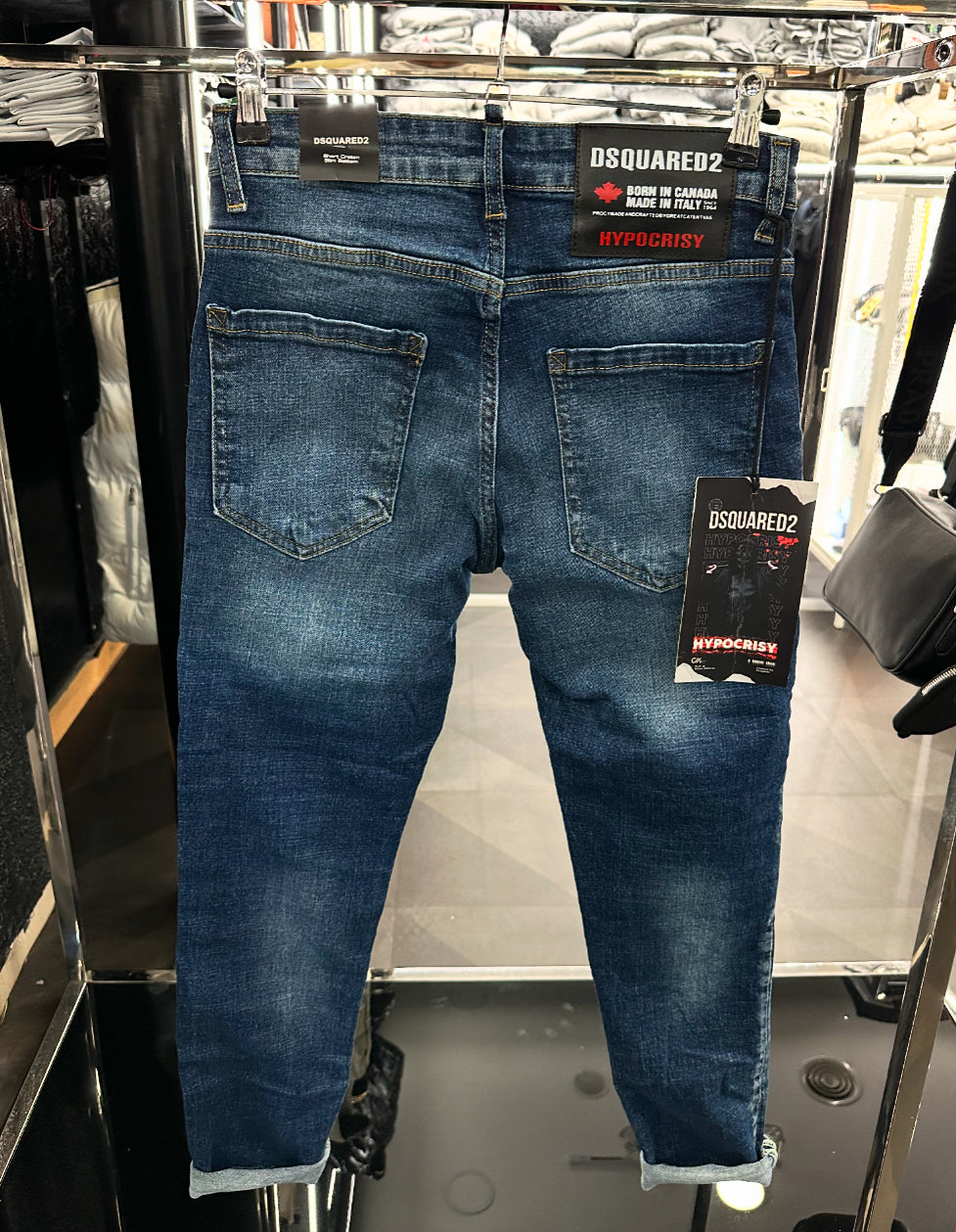 DSQ2 ICON - JEAN 026