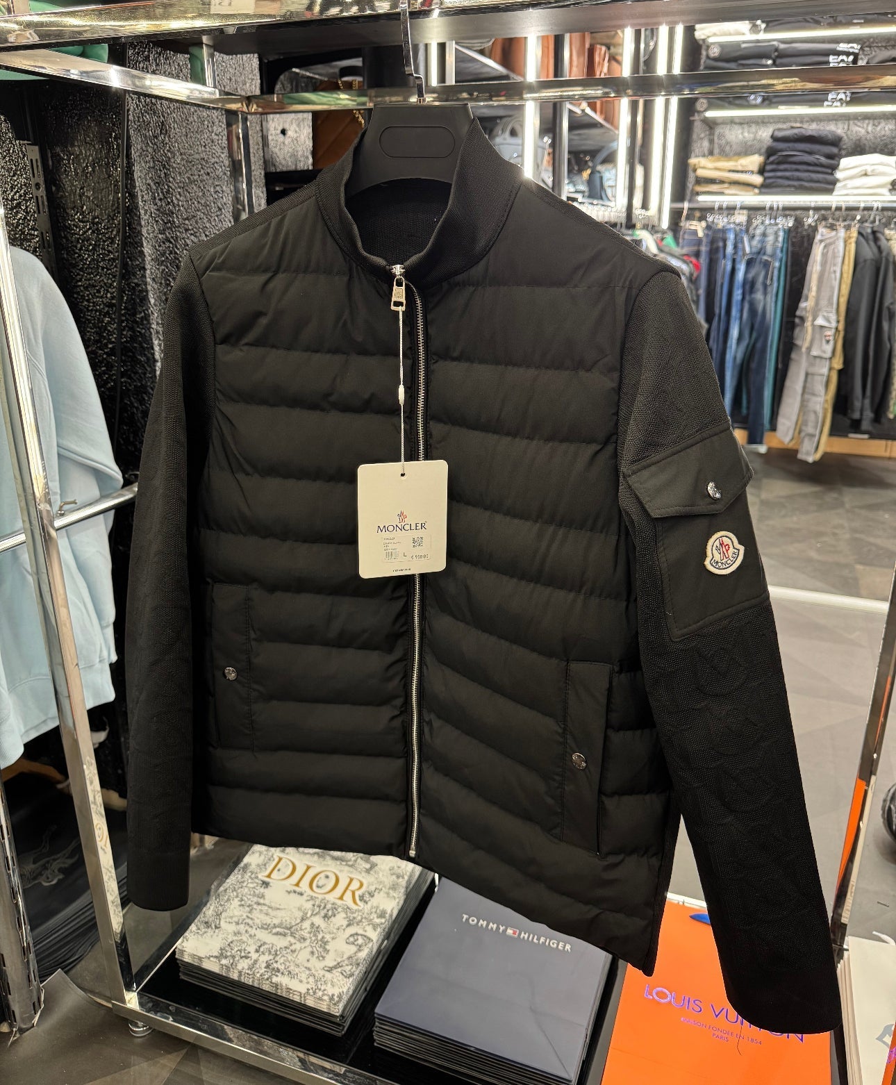 MONCLER- ΖΑΚΕΤΑ ΜΠΟΥΦΑΝ