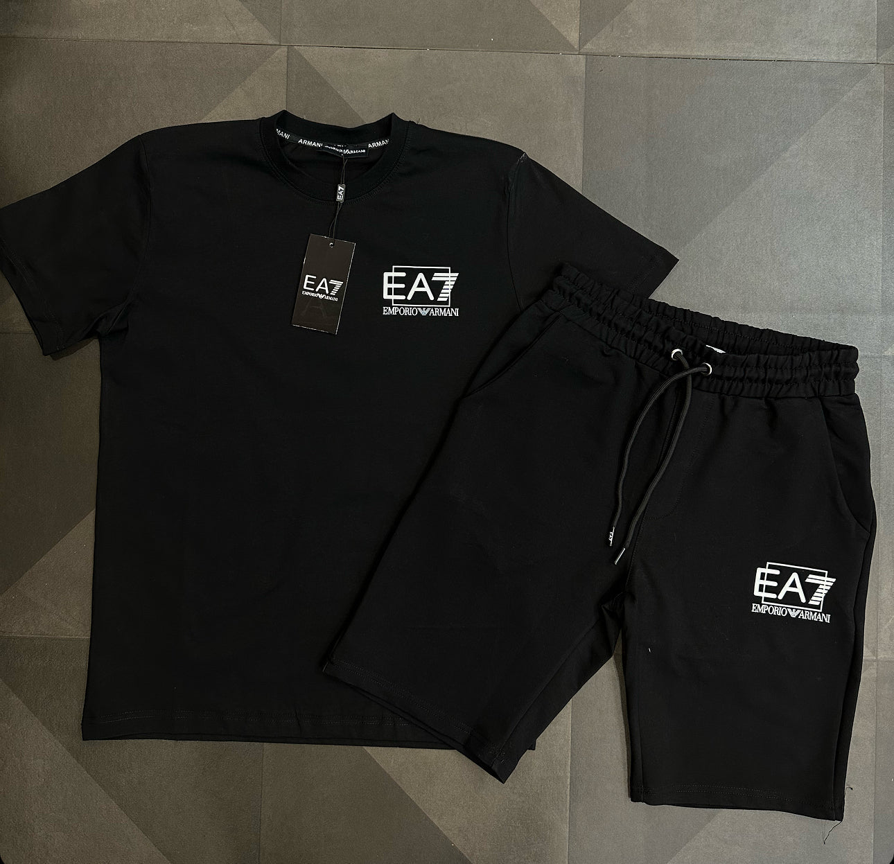 EA7 - ΜΑΥΡΟ 02 ΣΕΤ ΣΟΡΤΣ