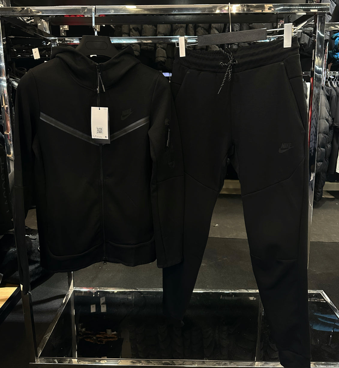 NIKE ΣΕΤ TECH FLEECE -ΜΑΥΡΟ