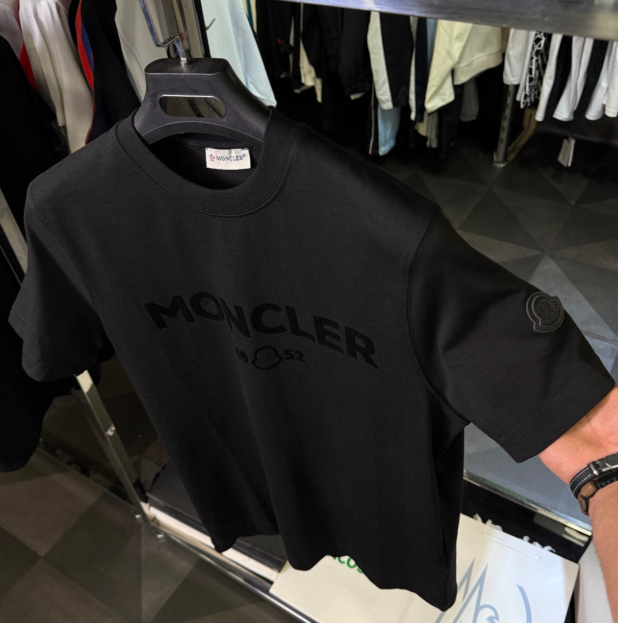 MONCLER - T-SHIRT NEW IN 2025