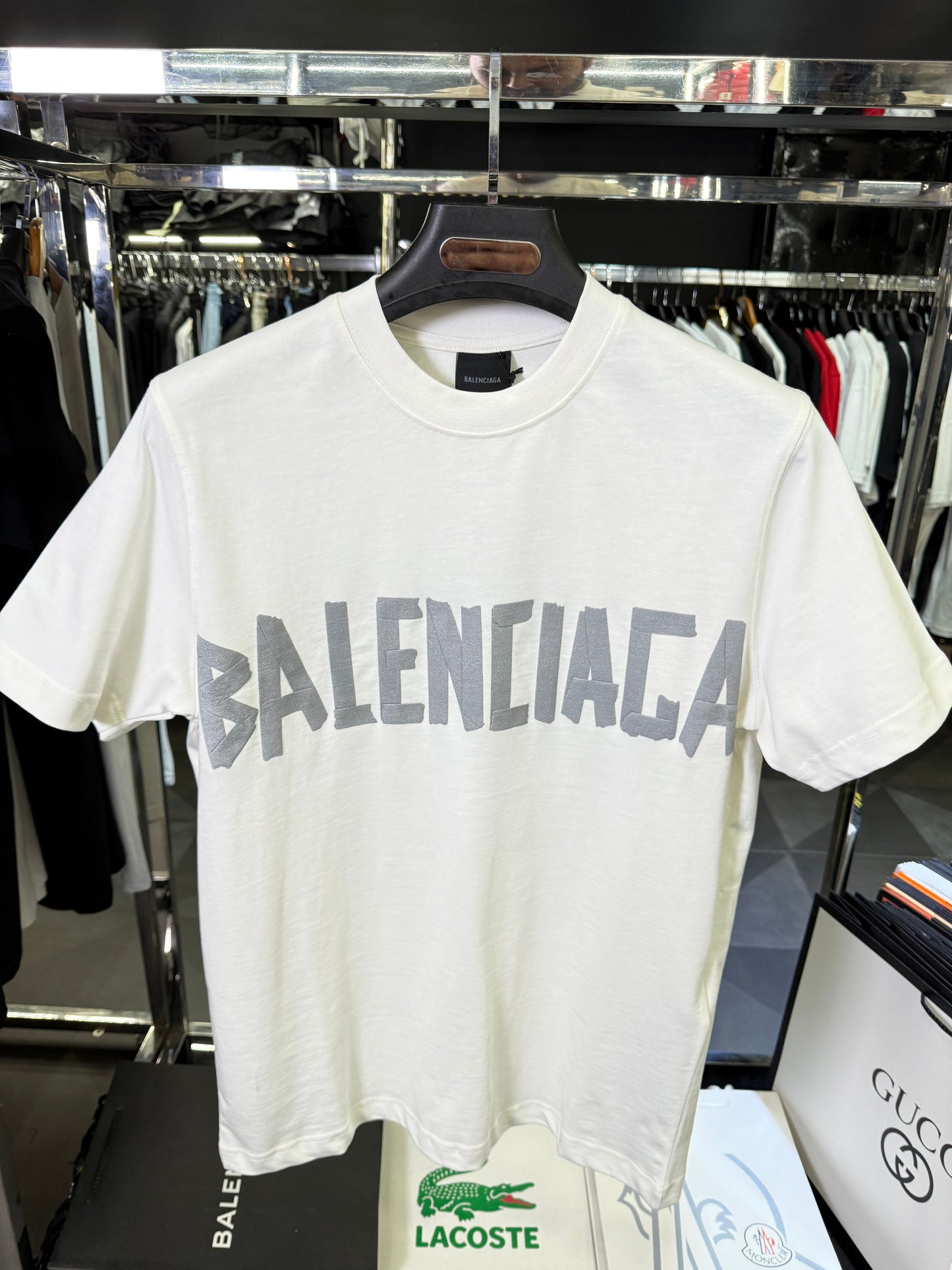 BALENCIAGA - T-SHIRT NEW IN 2025
