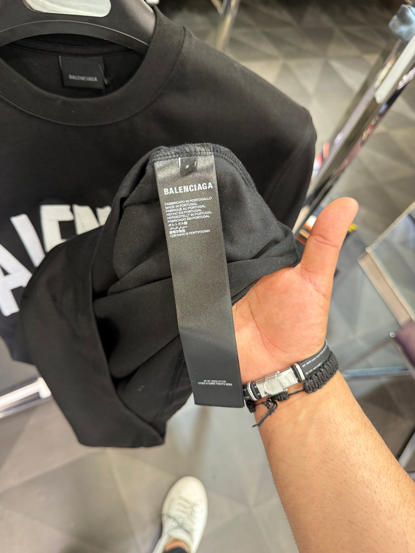 BALENCIAGA - T-SHIRT NEW IN 2025