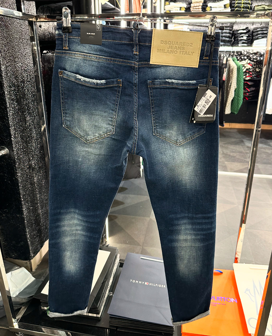 DSQ2 ICON - JEAN 032