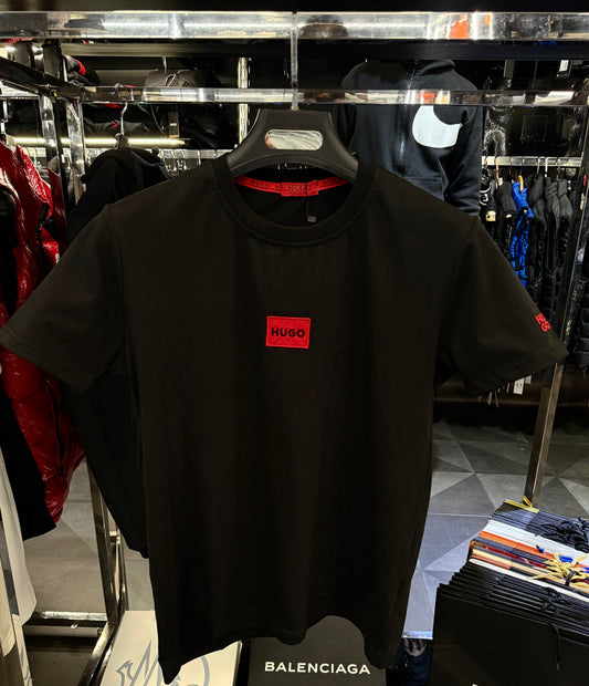 HUGO - T-SHIRT
