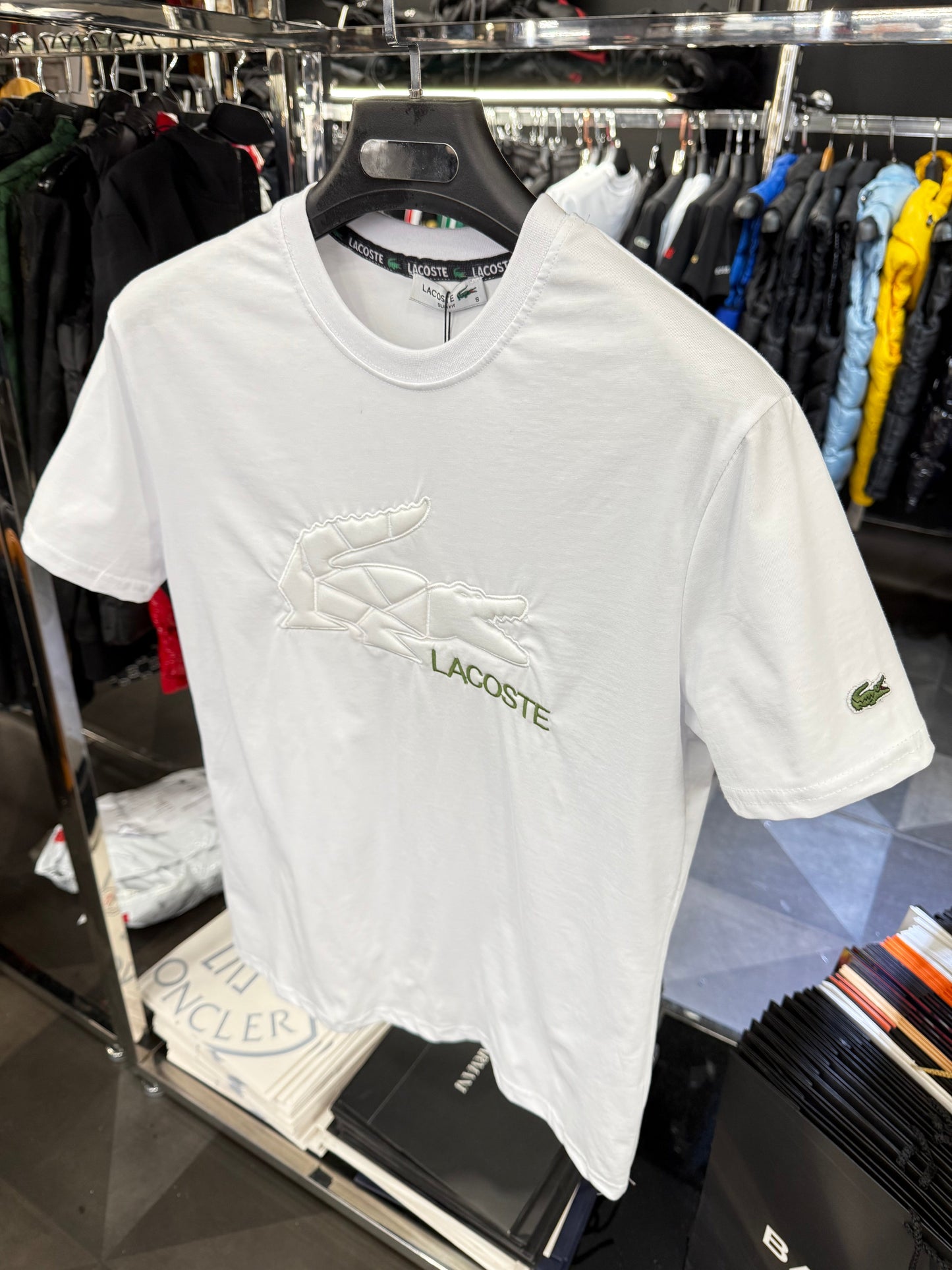 LACOSTE - T-SHIRT